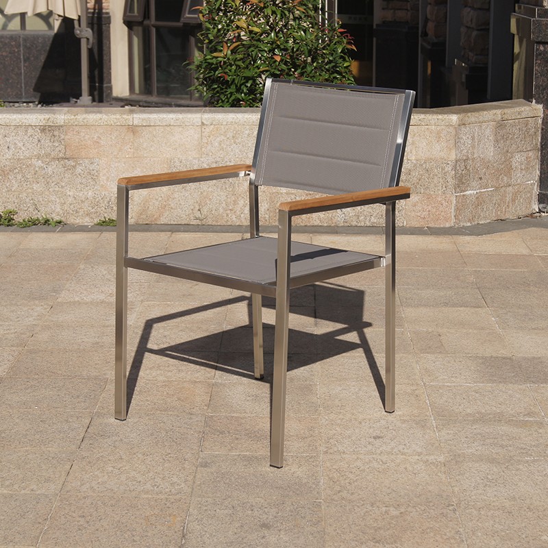 cafe outdoor table and chairs