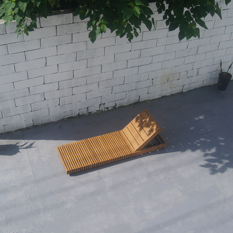 teak sun bed