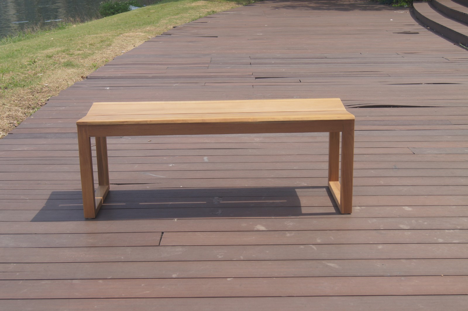 teak bench outdoor