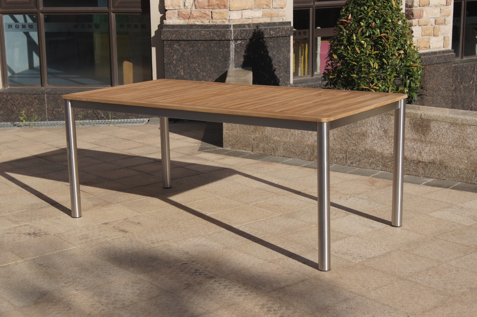 outdoor table
