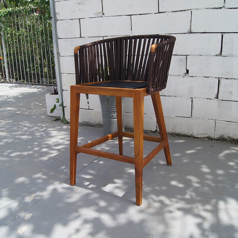 outdoor bar table and chairs