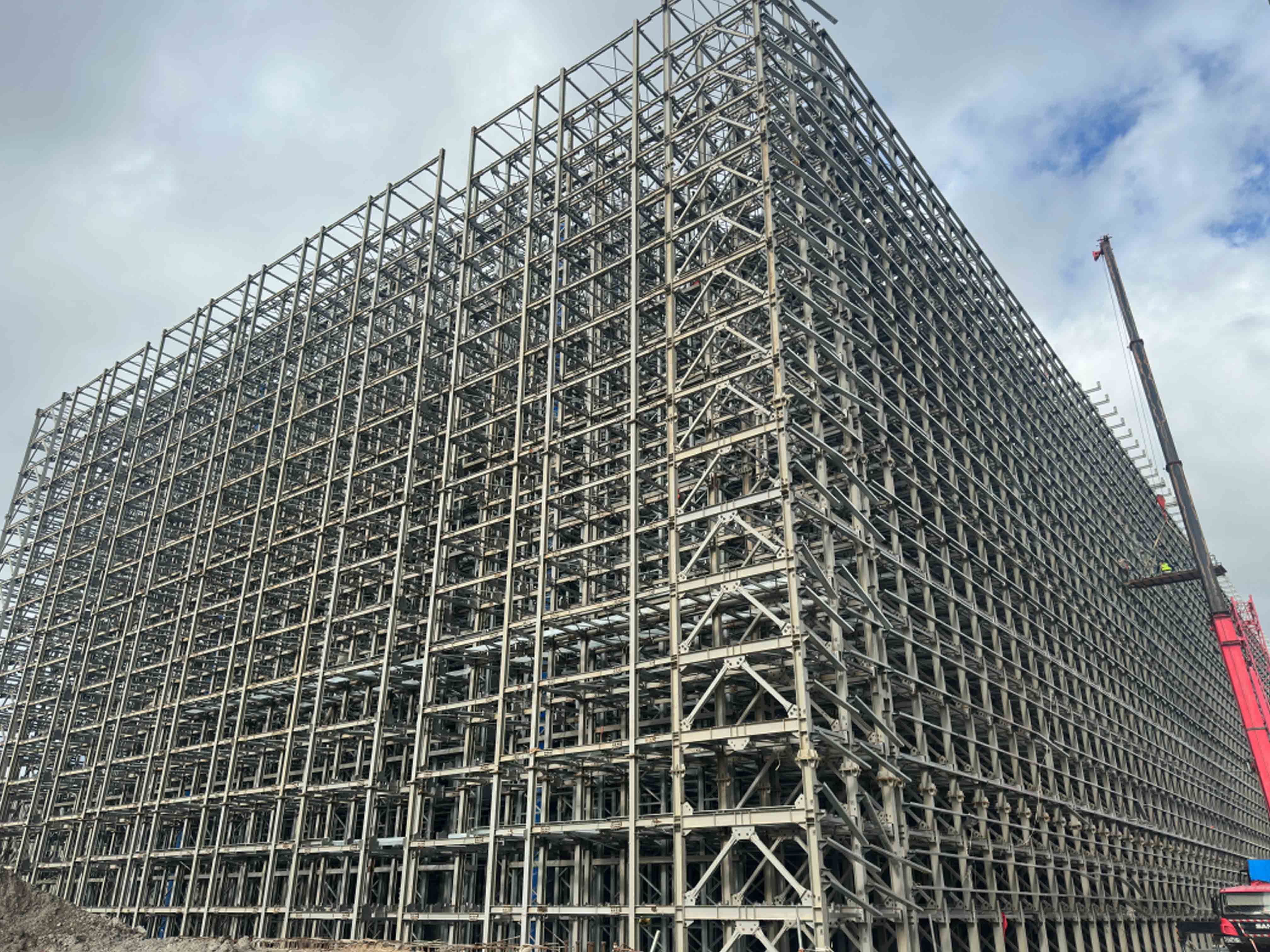 Shelf supports warehouse