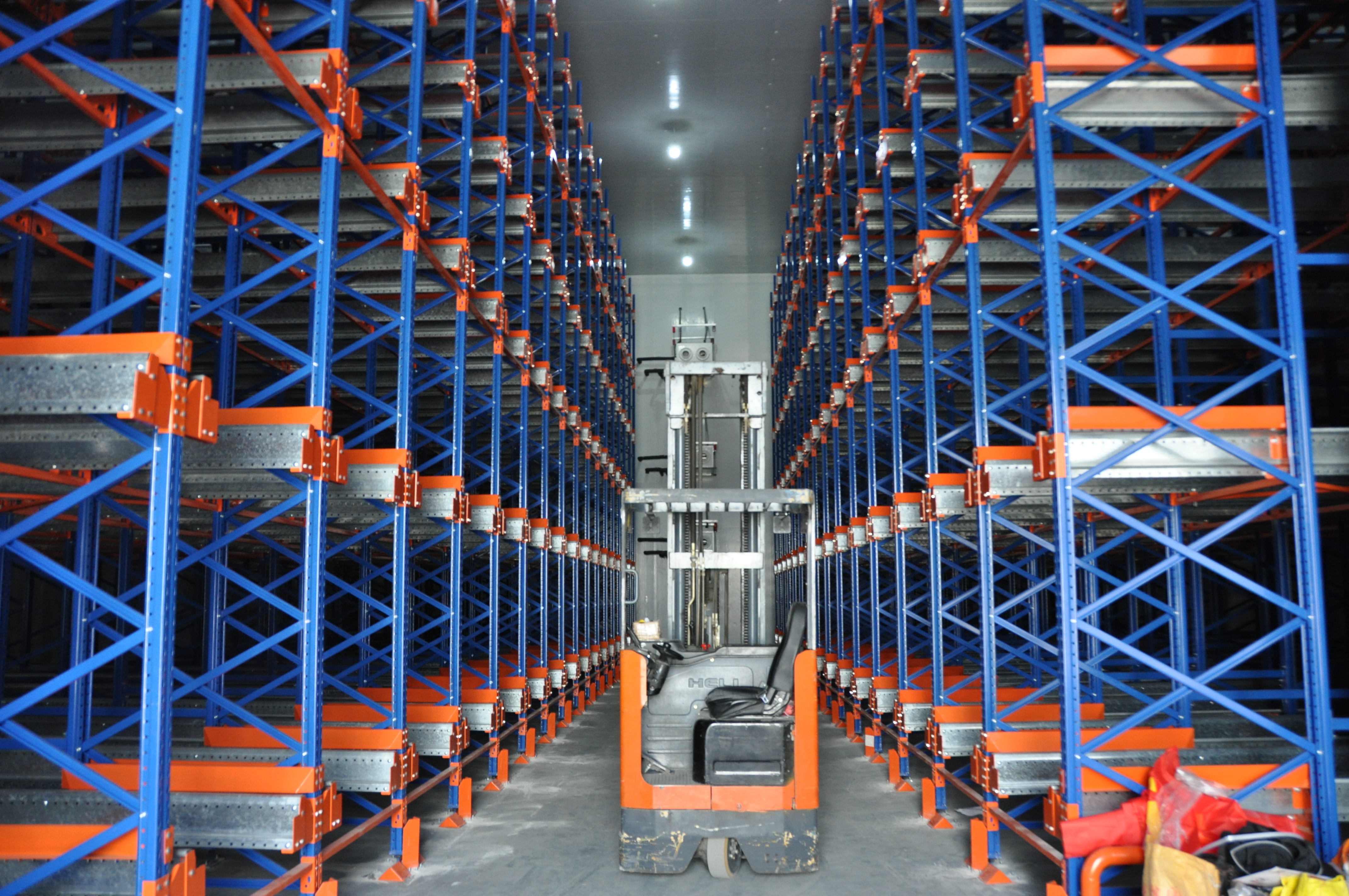 High-Density Shuttle Racking for Wine Storage