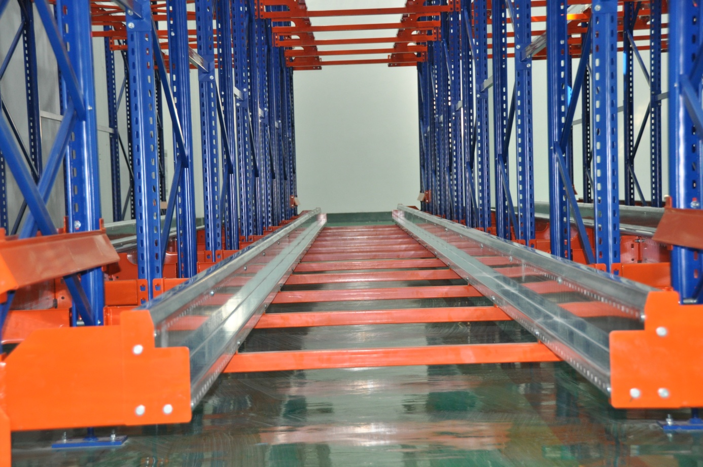  Steel racking system designed for heavy machinery components
