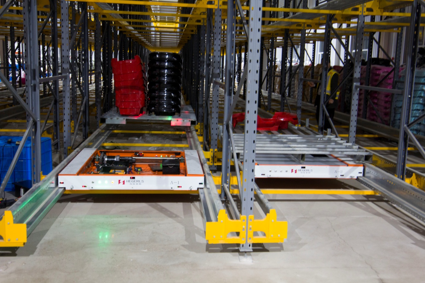 HEGERLS automated shuttle system in industrial storage application