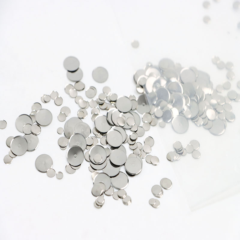 Cúpula redonda de metal