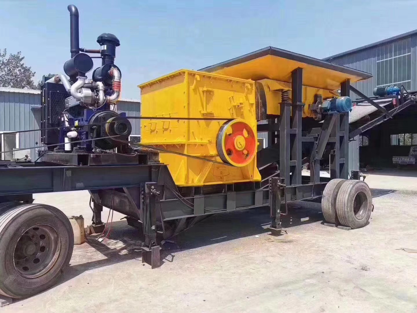 Compact Mobile Sand Making Machine
