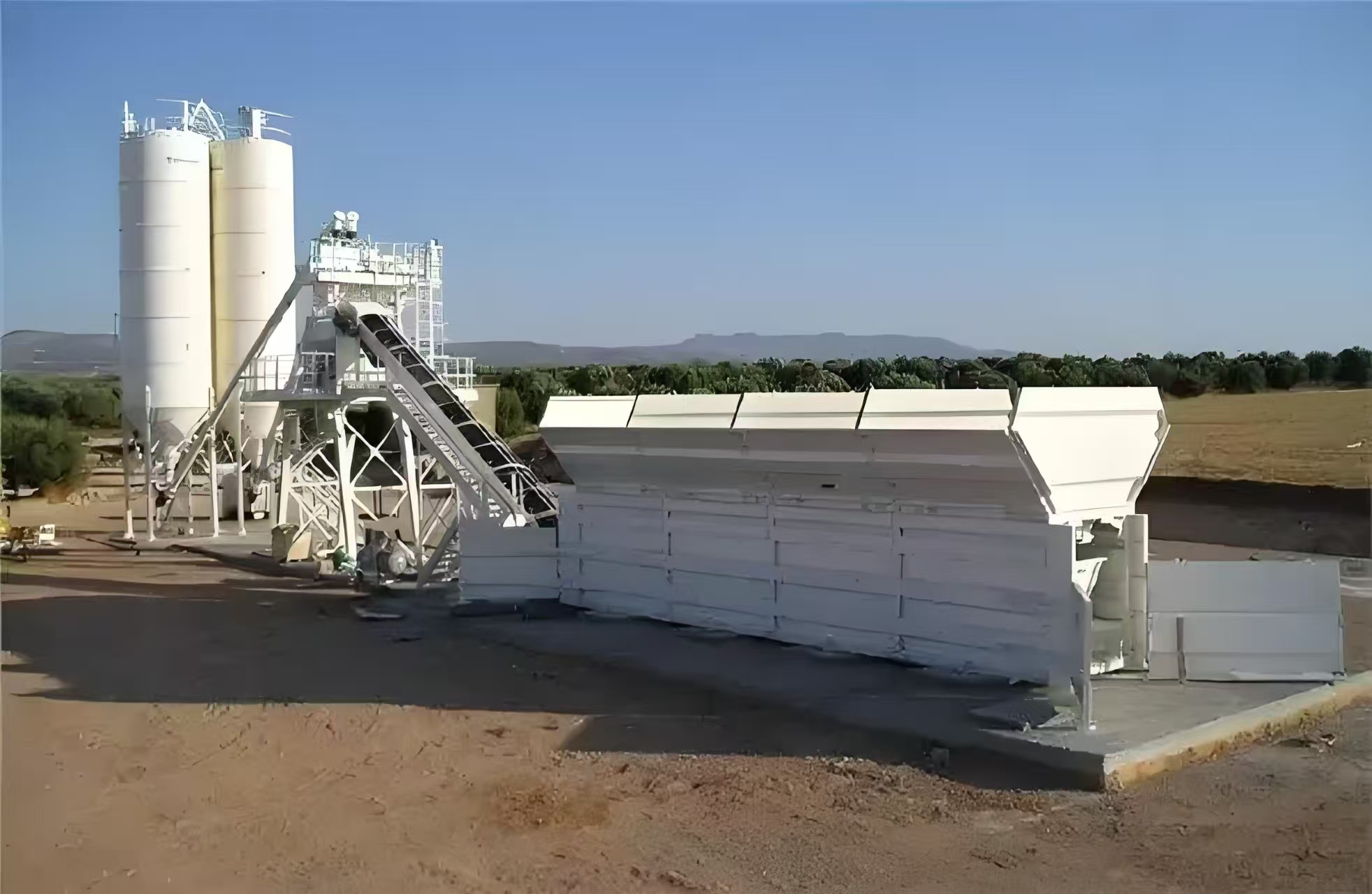 High Effeciency Mobile Cement Mixing Plant