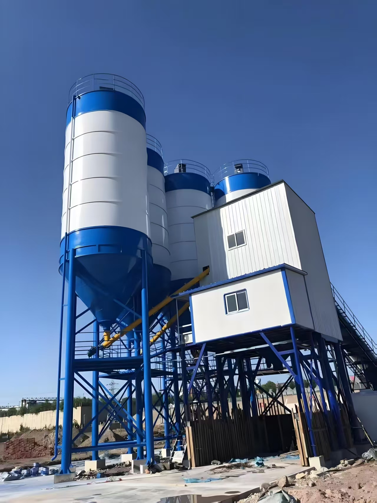 High Effeciency Mobile Cement Mixing Plant