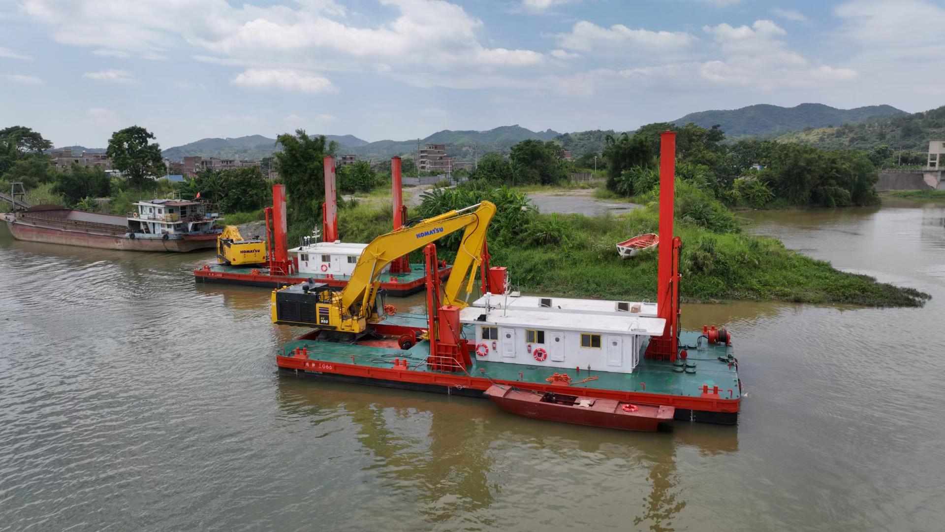 HYAMD4500 Amphibious Multifunctional Dredger