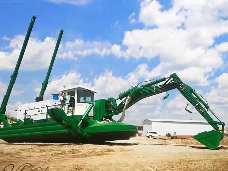 Amphibious Dredger