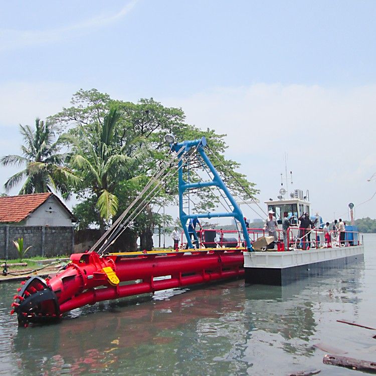 Cutter suction dredger put into operation, assisting coastal infrastructure construction