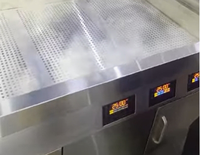 Steam insulation equipment