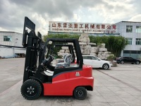 Warehouse Electric Forklift Purshase
