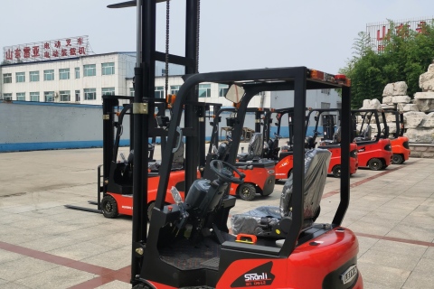 Fabricación de carretillas elevadoras eléctricas inteligentes en China