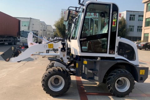 Hersteller des kompakten Mini-Radladers ZL908