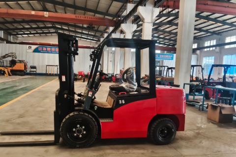 4 wheel 3.5 ton new electric forklift CPD35 are ready to ship