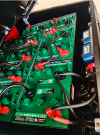 3,5-Tonnen-Palettenstapler mit Elektroantrieb