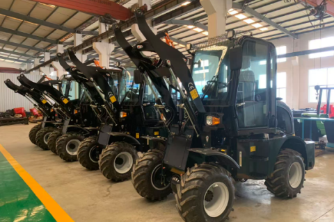 Máy xúc lật mini ZL908 tải trọng 0,8 tấn và 1 tấn đã sẵn sàng để vận chuyển.