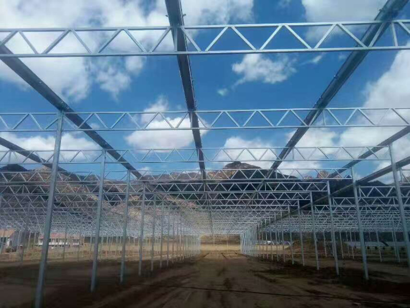 The first step to building a greenhouse: feasibility analysis and project planning