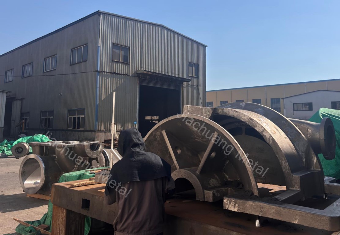 Pump casing