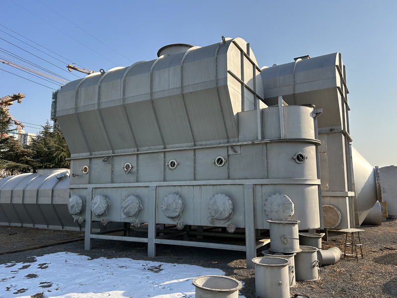 Fluid Bed Dryer with Stirrer