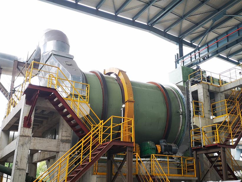 Rotary Dryer with Scattering Unit