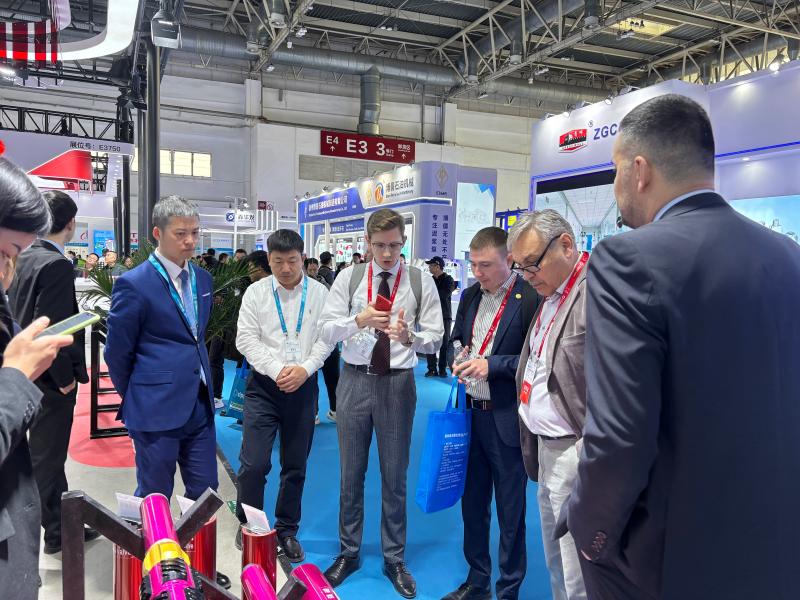 Cooperation was reached at the exhibition.