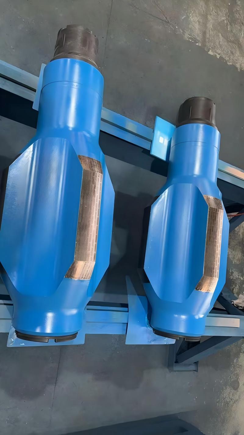 Straight blade stabilizer for downhole motor applications