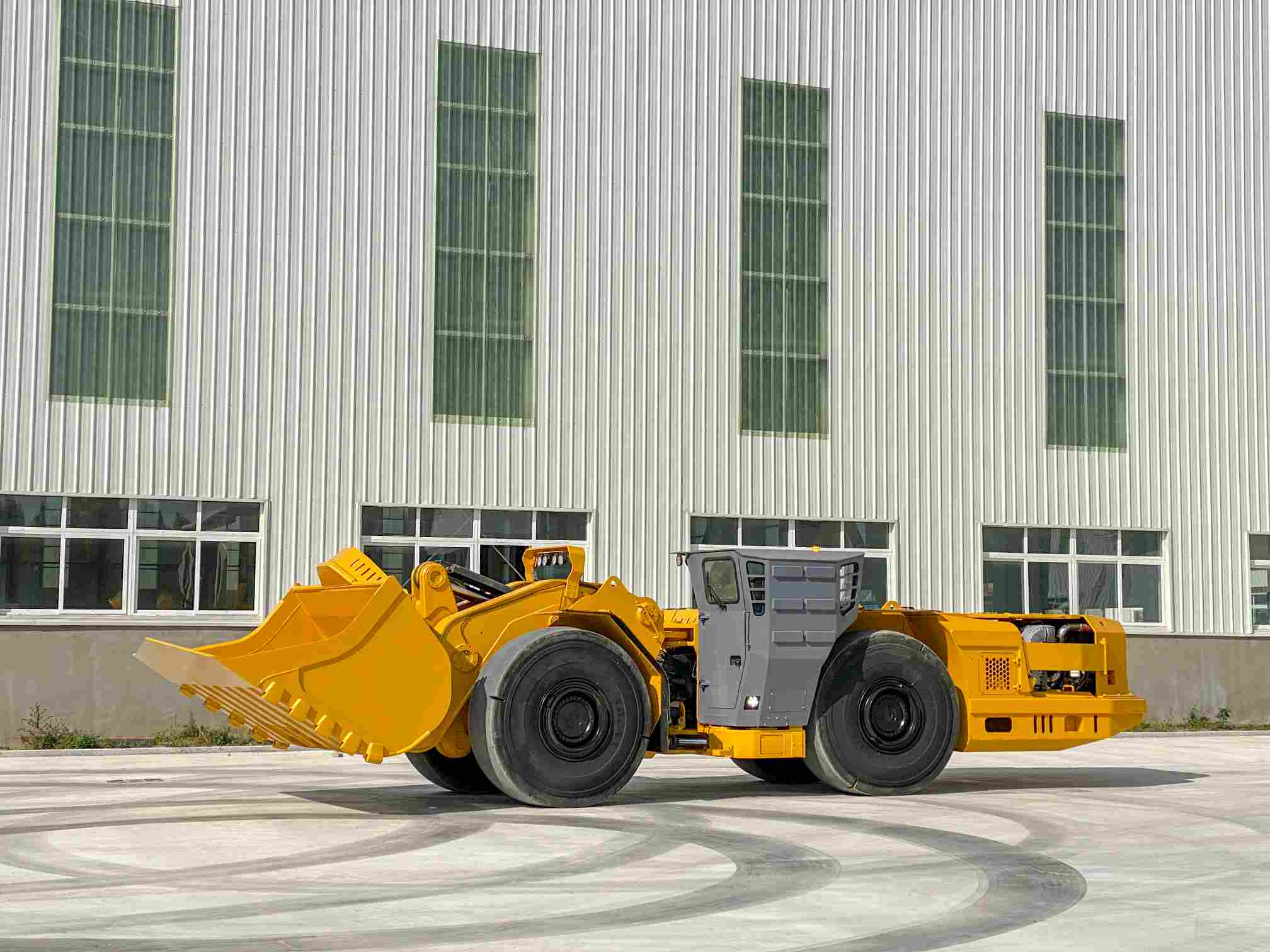 Low Profile Articulated Diesel Underground Mining WJ-4 LHD Loader