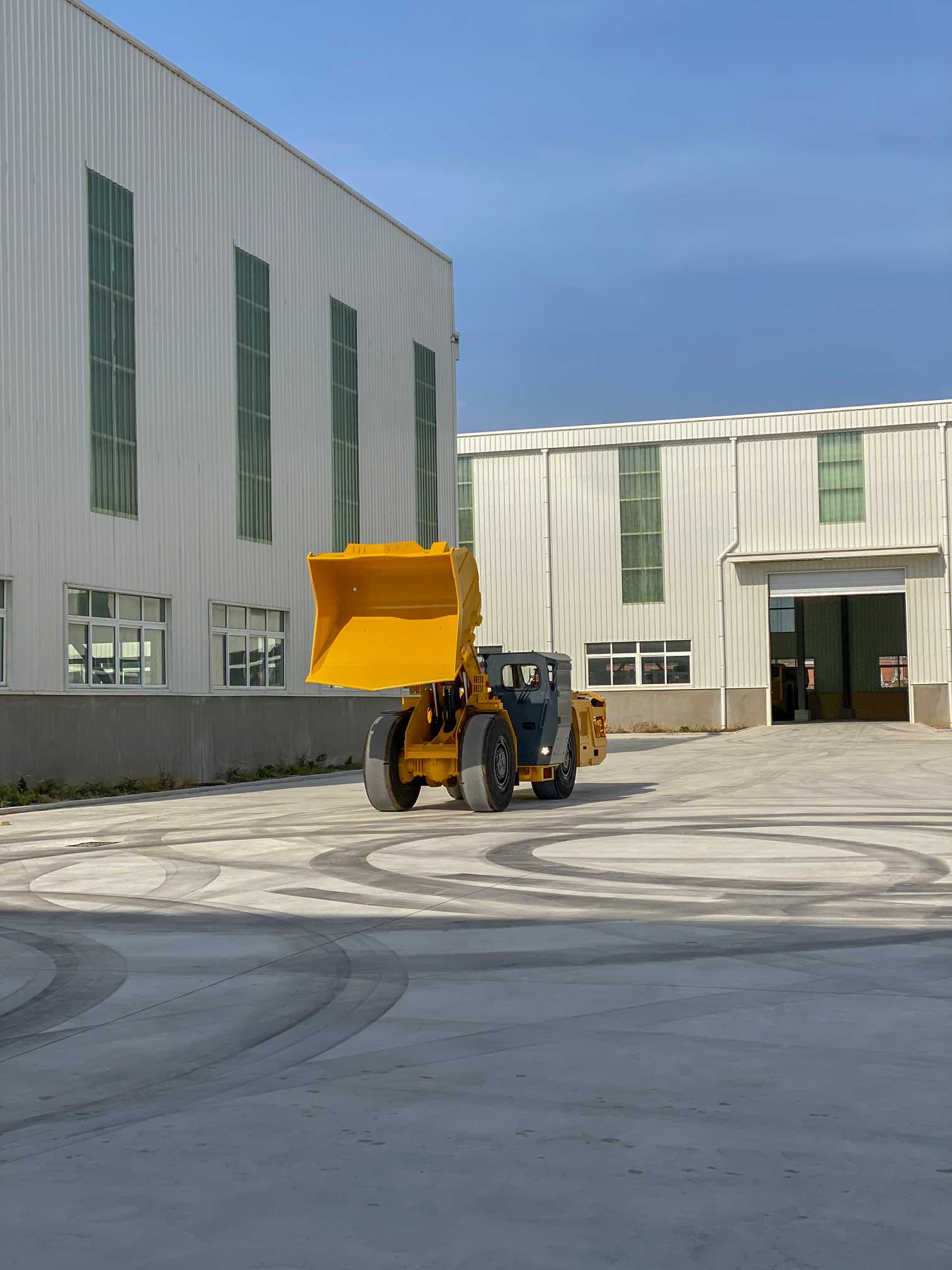 Good After-sales Service Underground Gold Mining Loader WJ-3 Diesel Engine Scooptram