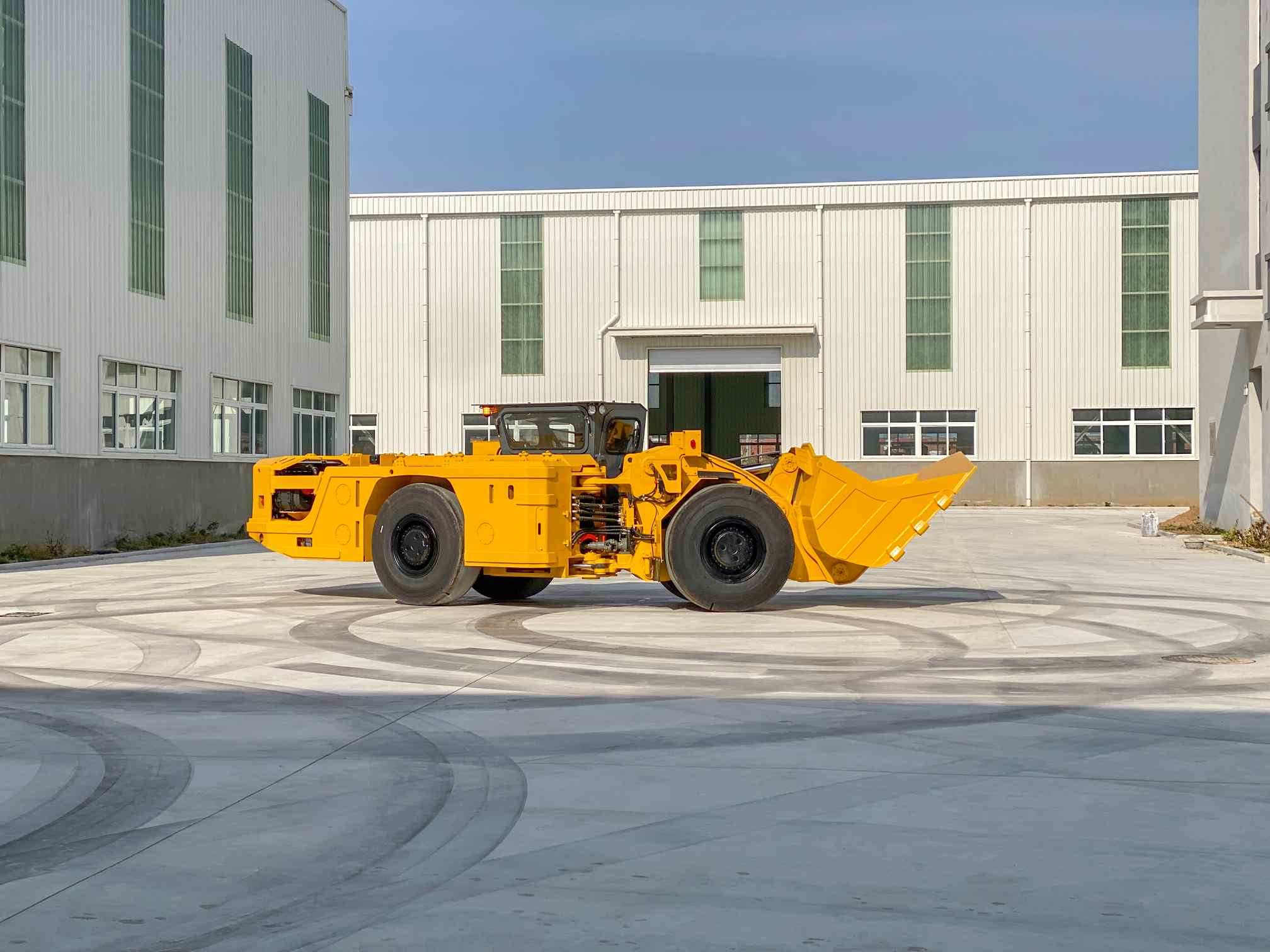 Good After-sales Service Underground Gold Mining Loader WJ-3 Diesel Engine Scooptram