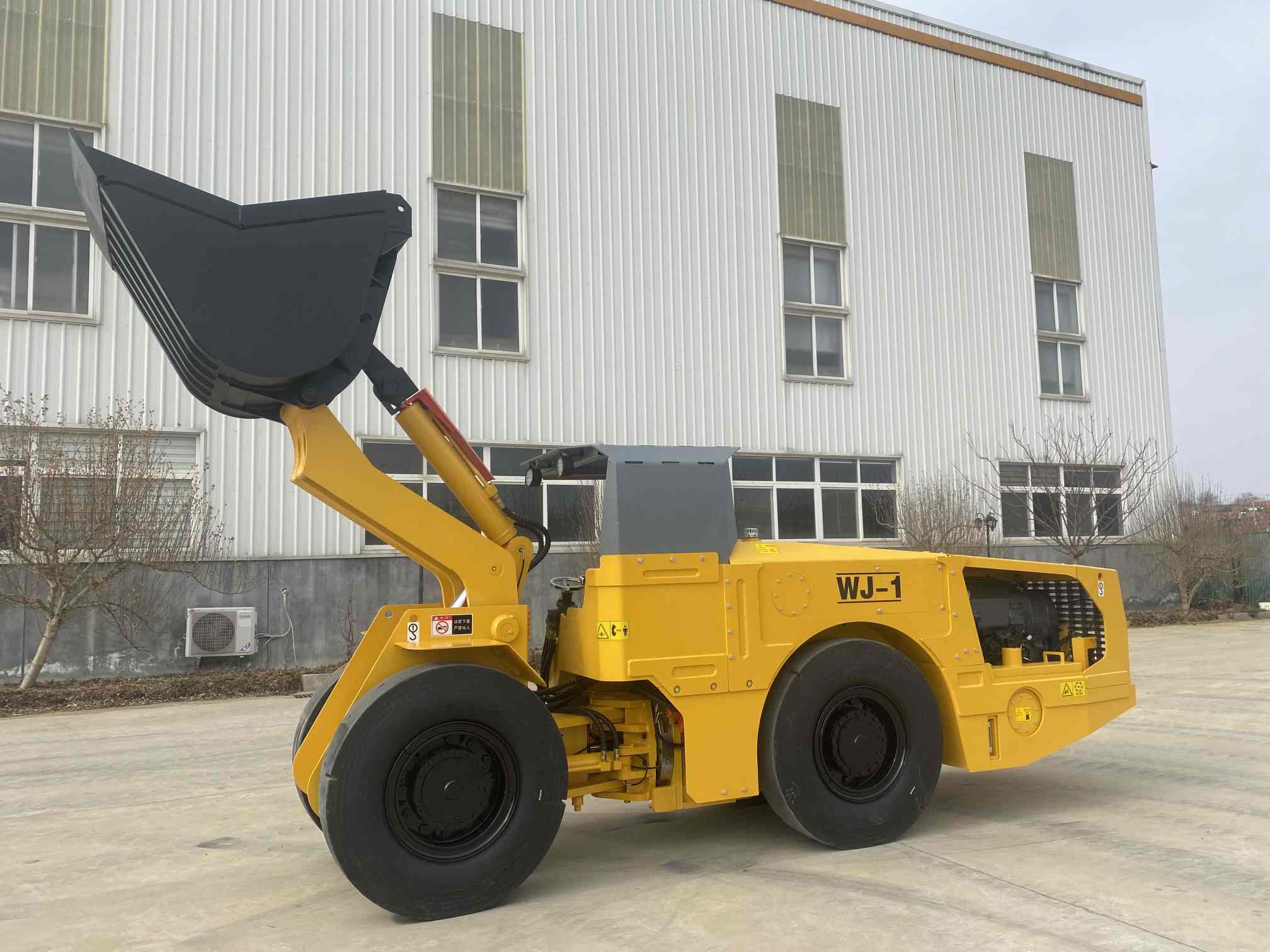 Underground Mining Diesel Engine Scooptram With DANA Torque Converter