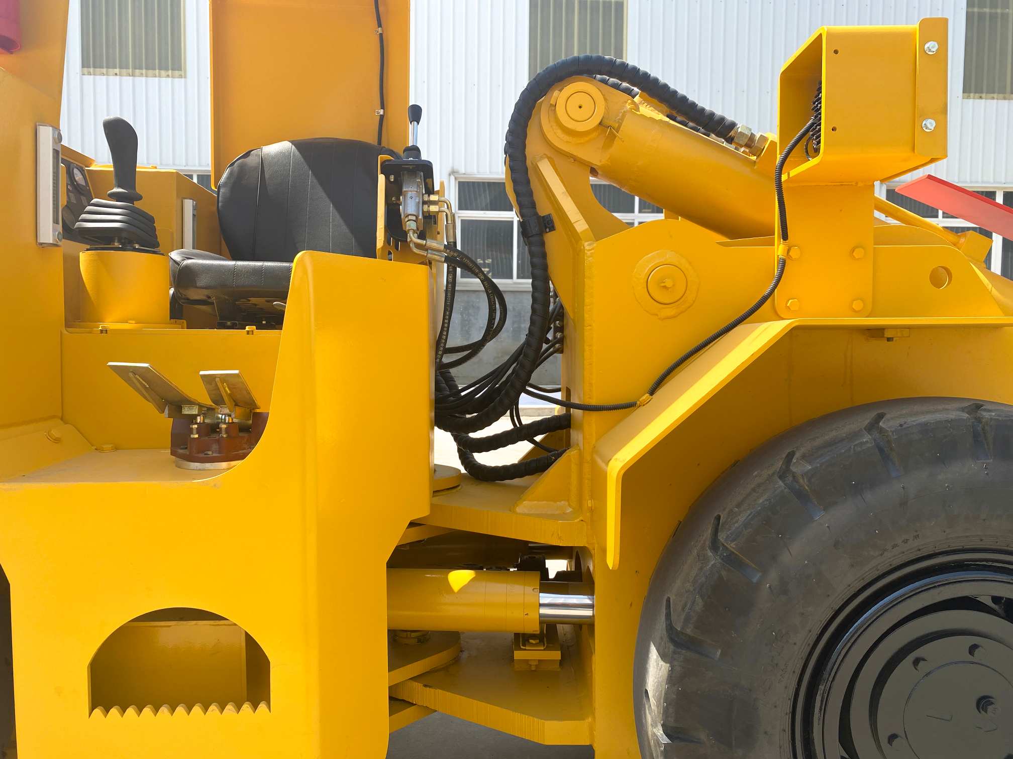 Factory Articulated Compact Underground Gold Copper Mining LHD Loader