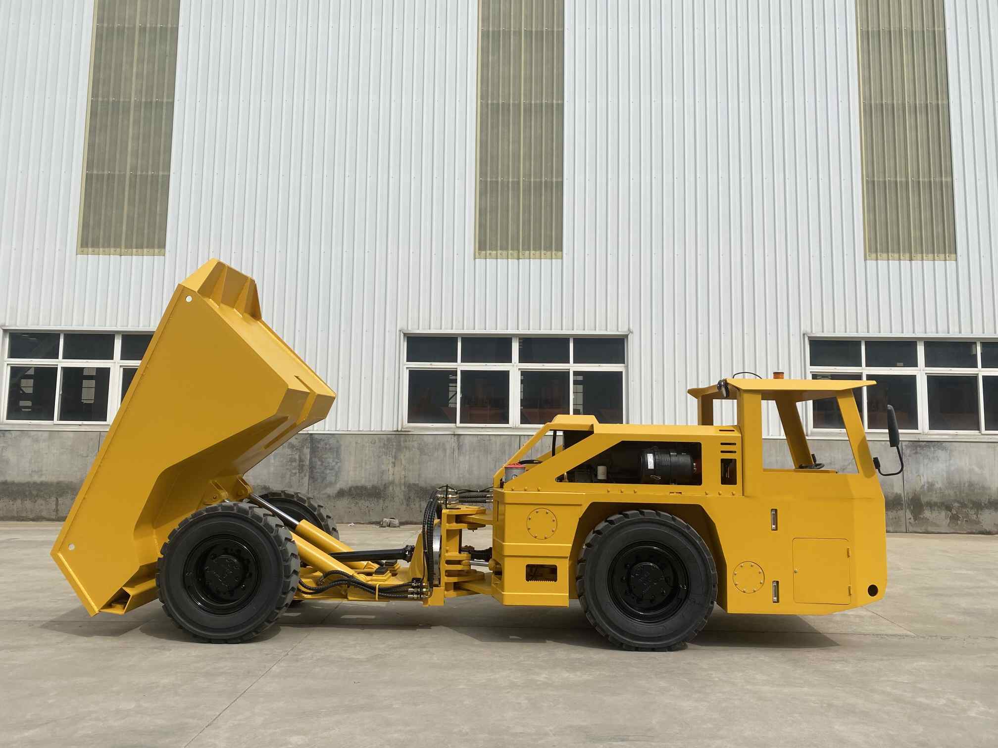 Underground Mining Dump Truck
