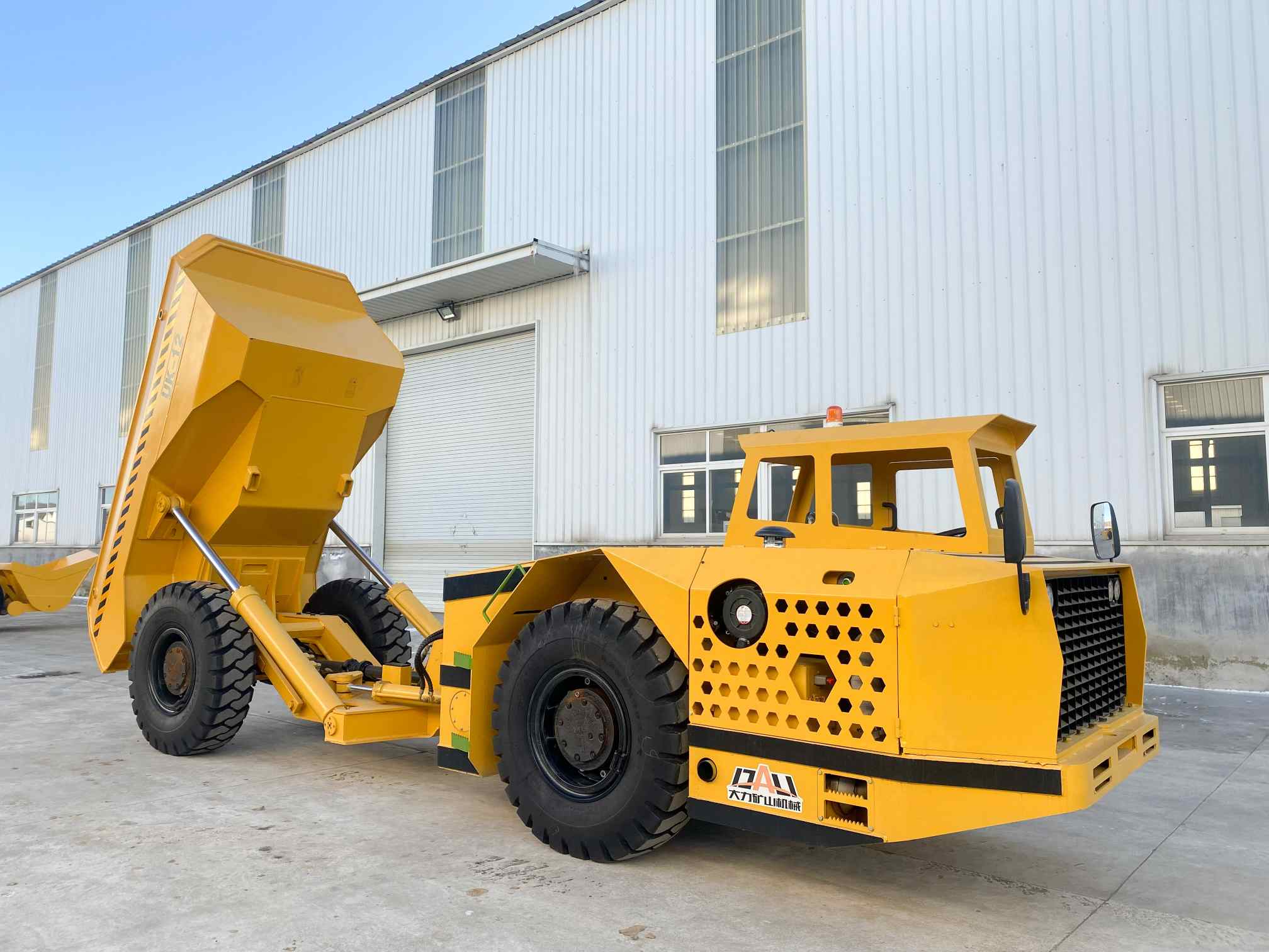 Direct Sell Custom Underground Mining Articulated Dump Truck