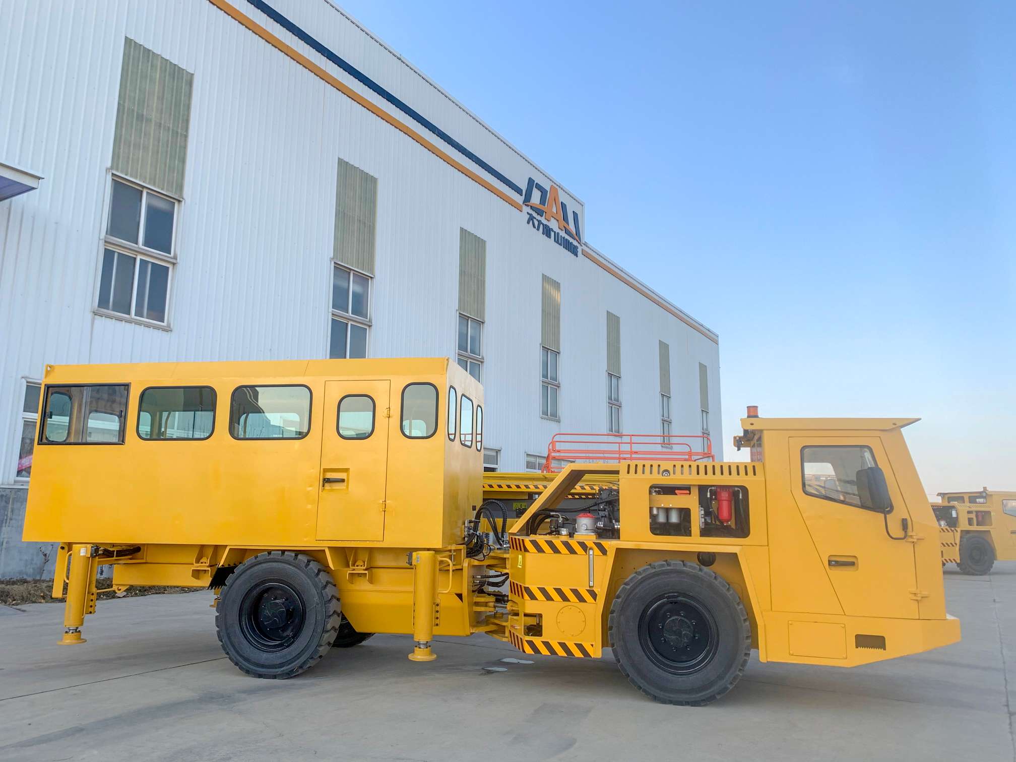 Underground Personnel Transport Vehicle
