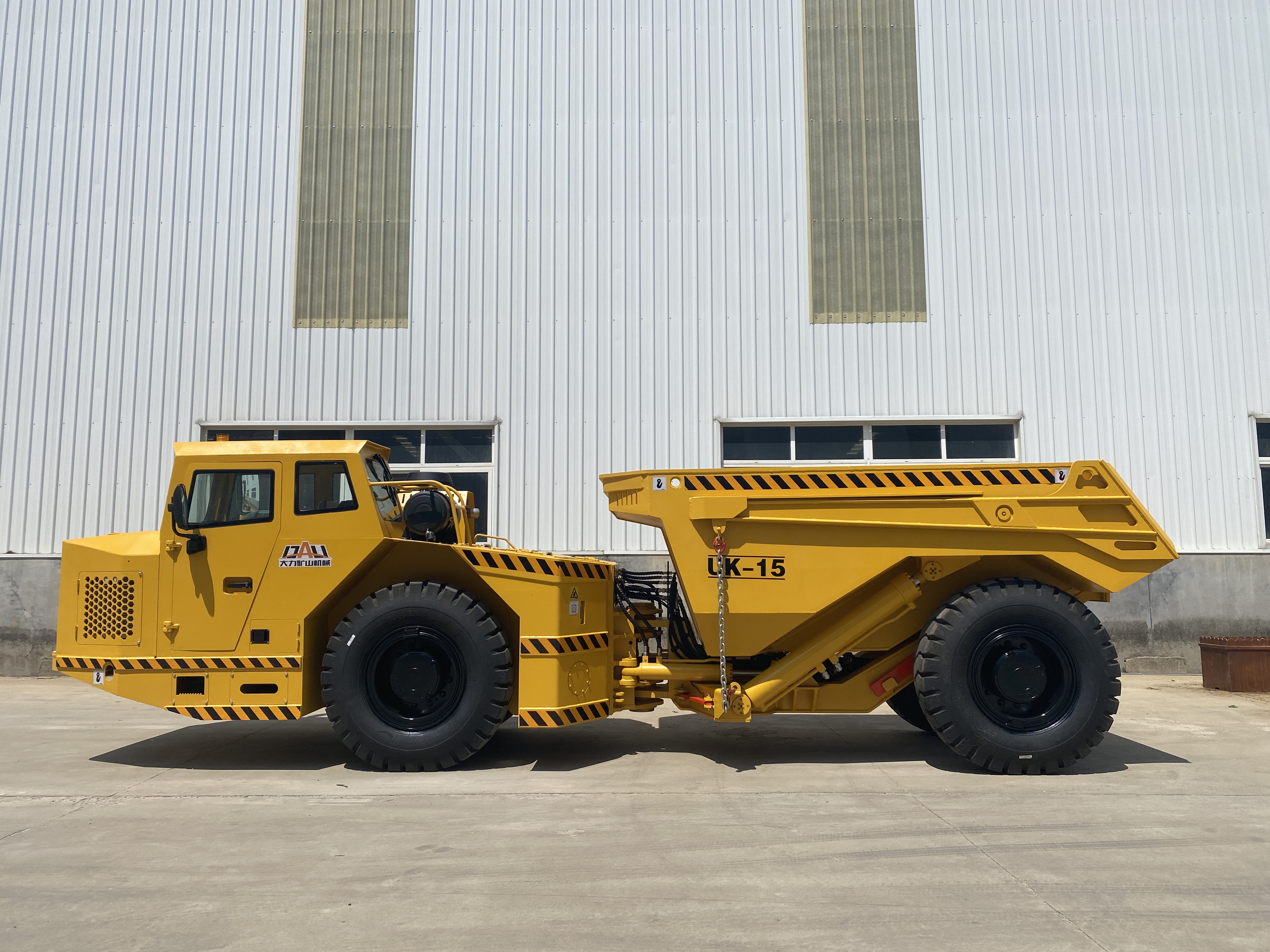 underground dump truck