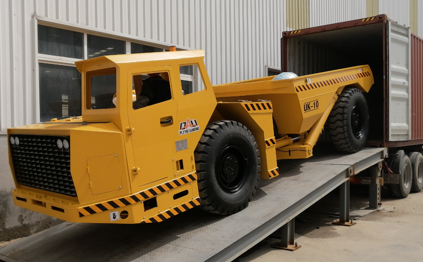 Underground mining dump trucks