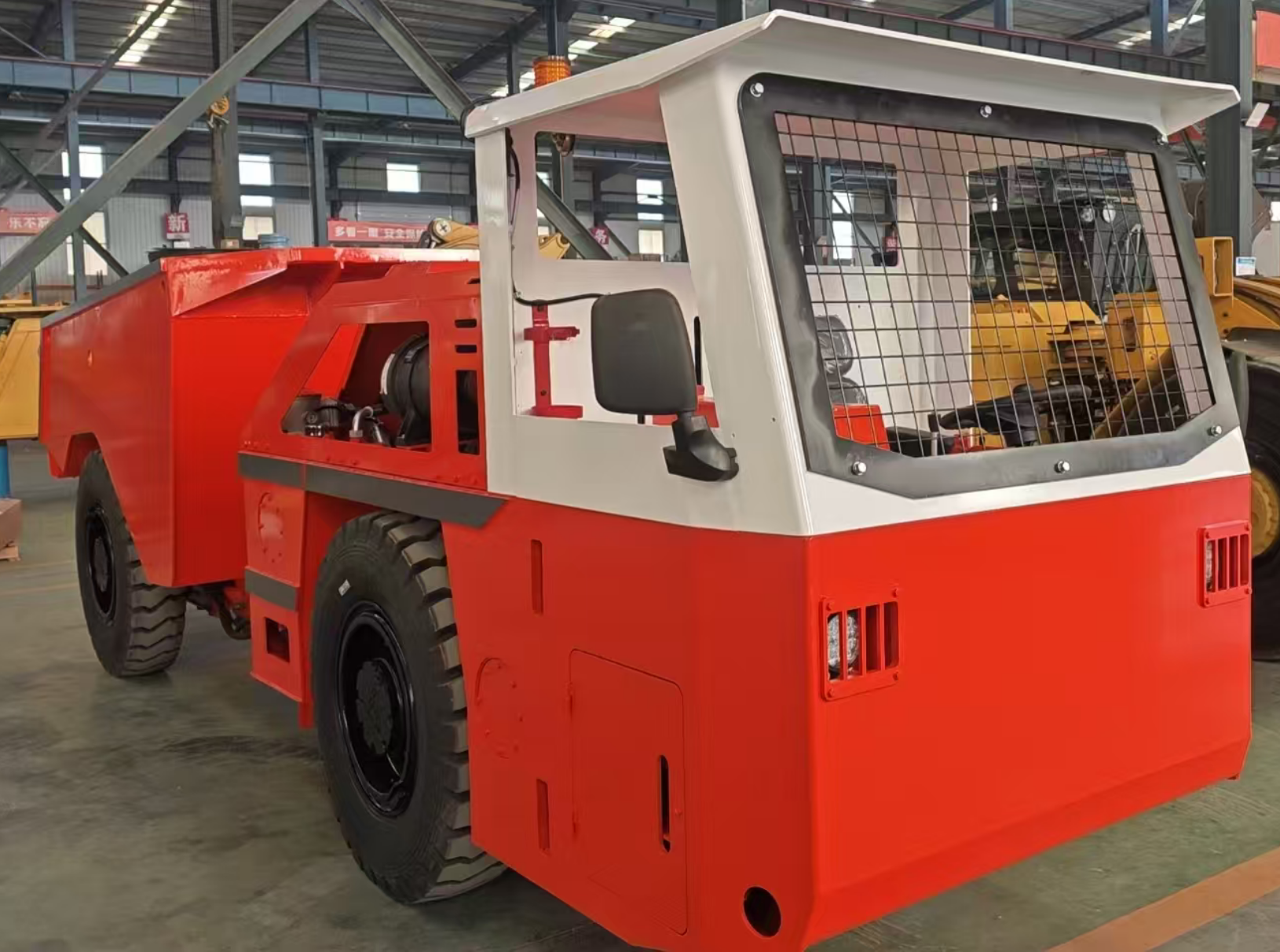 Underground mining Dump Truck