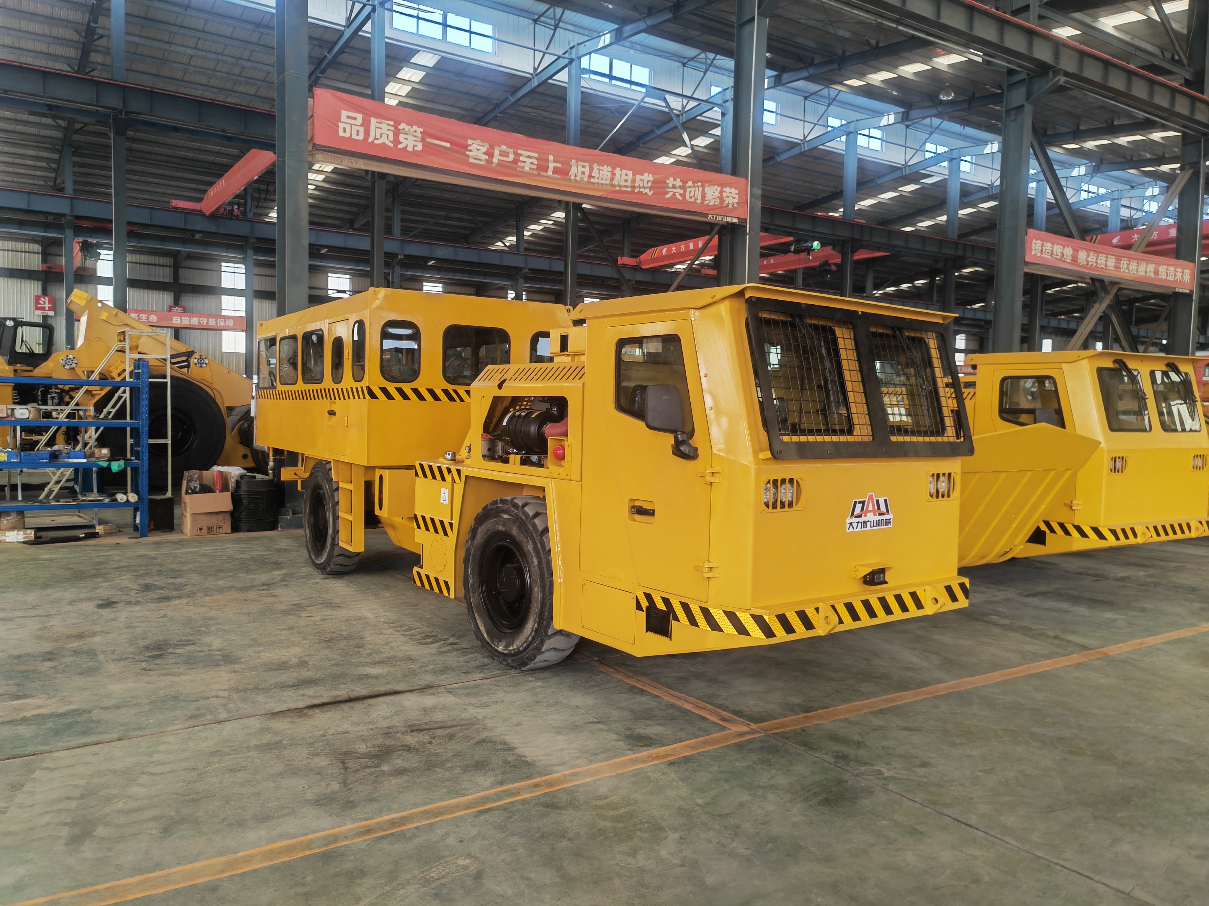 Underground Mobile Mining Personnel vehicle