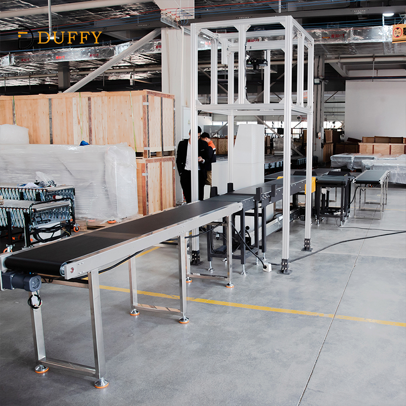 Warehouse Robotic Shipping Parcel Sorting System