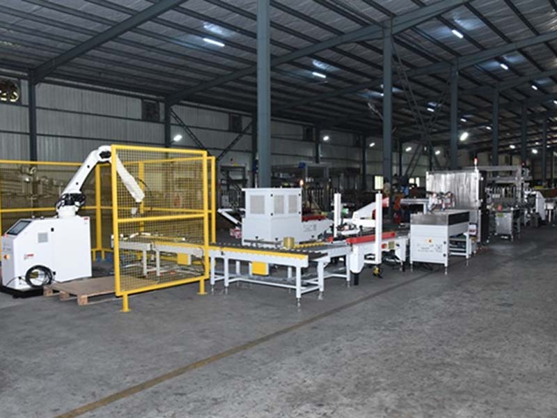 Canned food packaging production line!