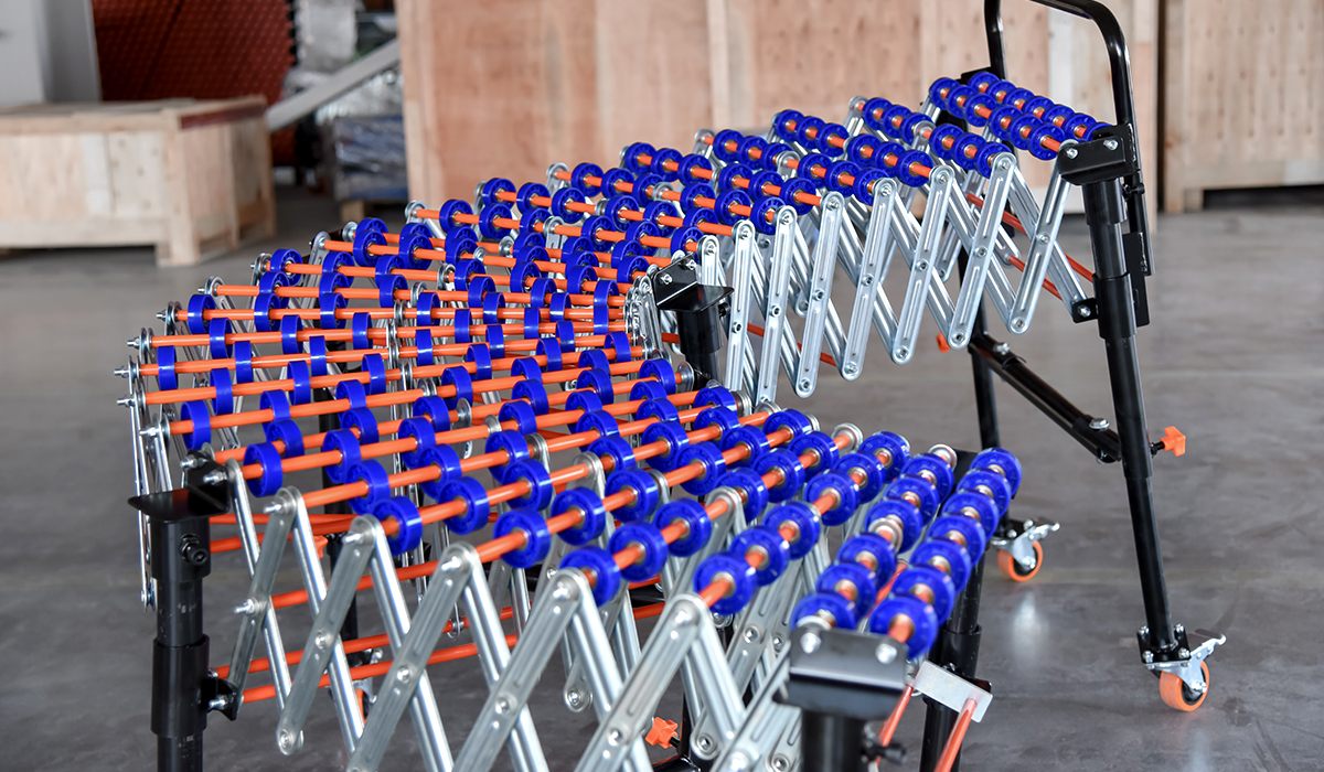 gravity skate wheel conveyor