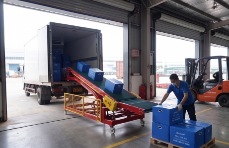Telescopic Loader Conveyor For Truck Loading
