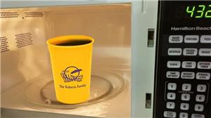 Are Plastic Cups Microwave-Safe? | Safety Guide can i microwave plastic cups