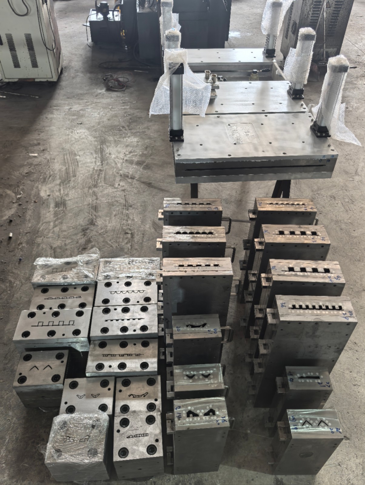 WPC Grille Molds