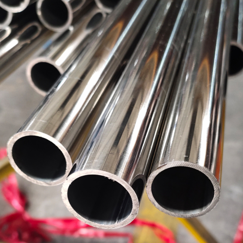 Hot Rolled/Carbon/Alloy Seamless Steel Tube