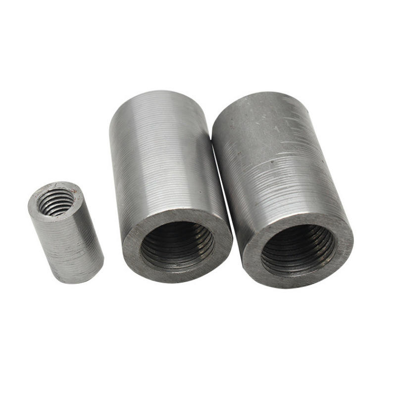 Steel bar coupler of mechanical thread rolling machine is reinforced by rotating sleeve rod of steel bar splicing threading machine