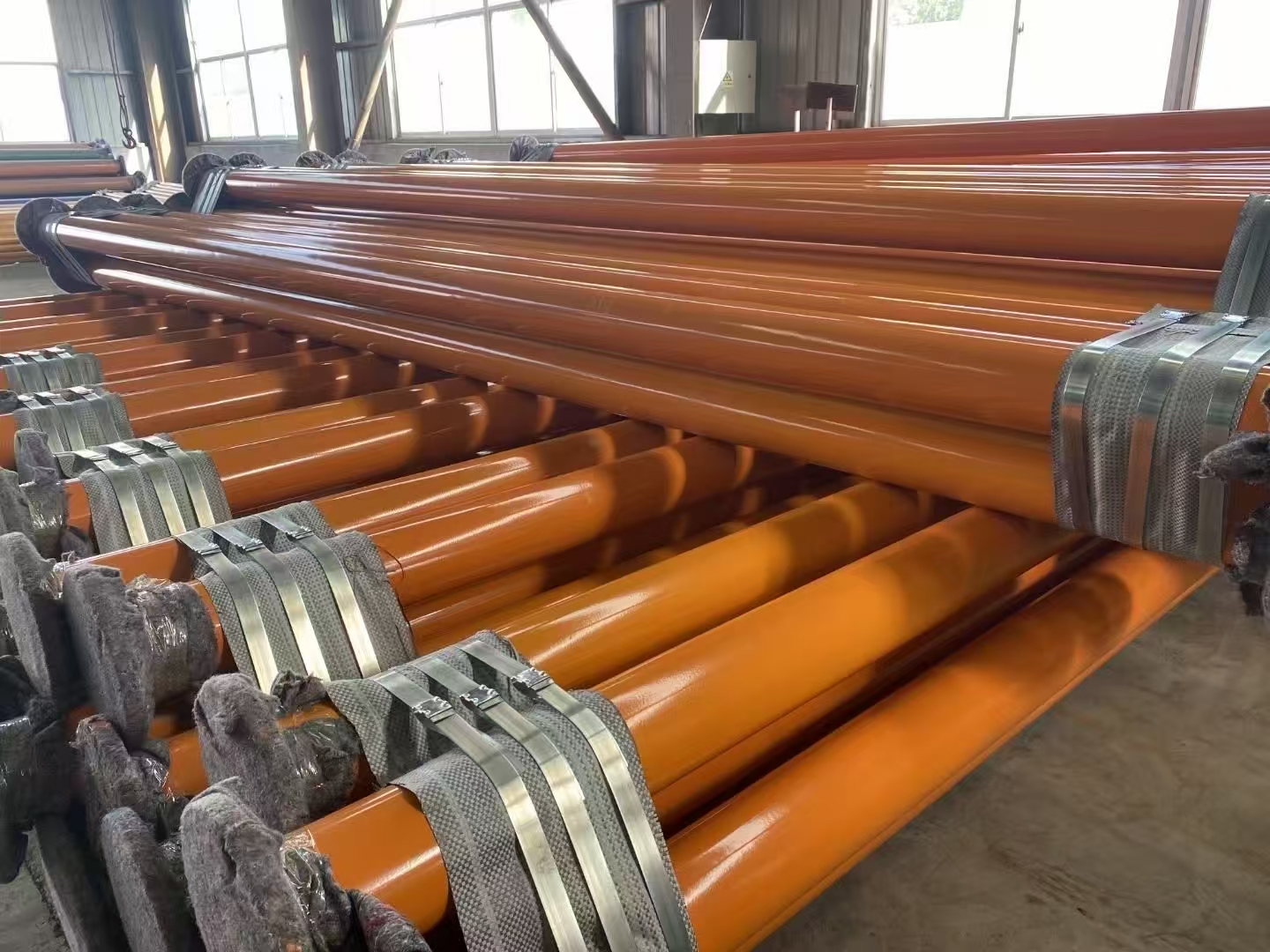 Plastic-coated steel pipe